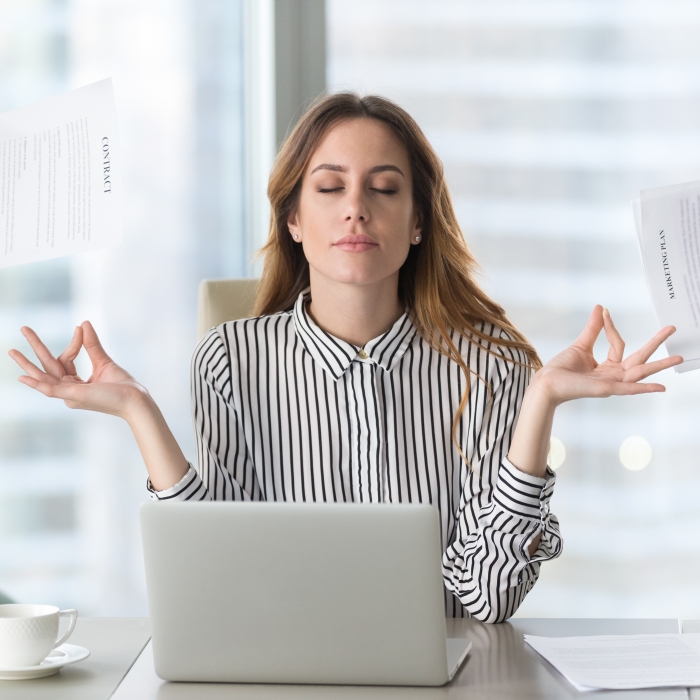 Combate el agotamiento laboral con 5 estrategias